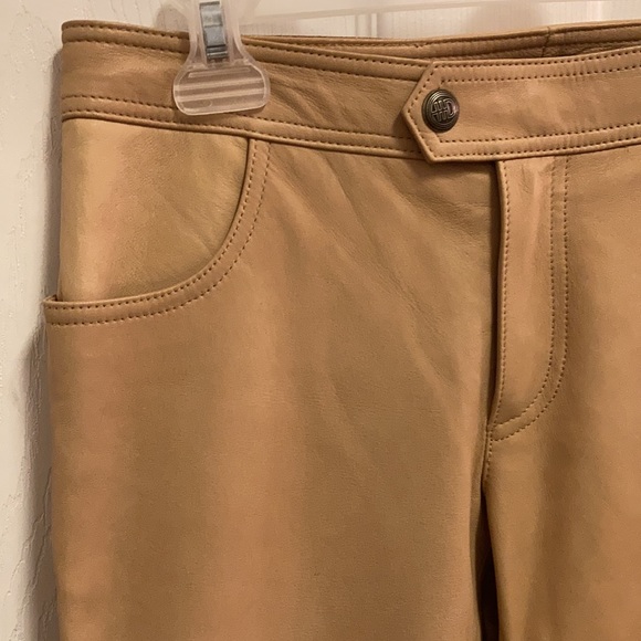 Ladies Beautiful Harley Davidson genuine leather tan pants, size 4 - Picture 3 of 8